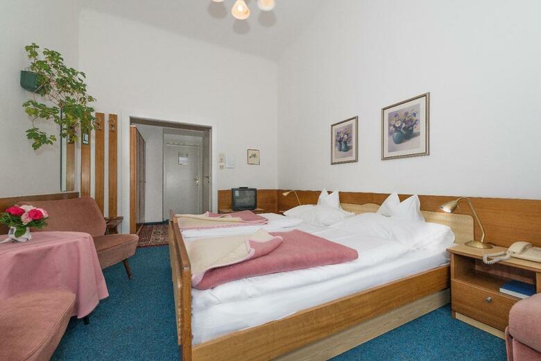 Hostal Pension Neuer Markt