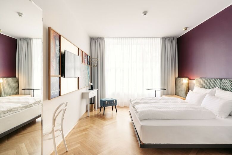 Hotel Schani Salon
