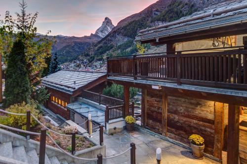 Chalet A La Casa