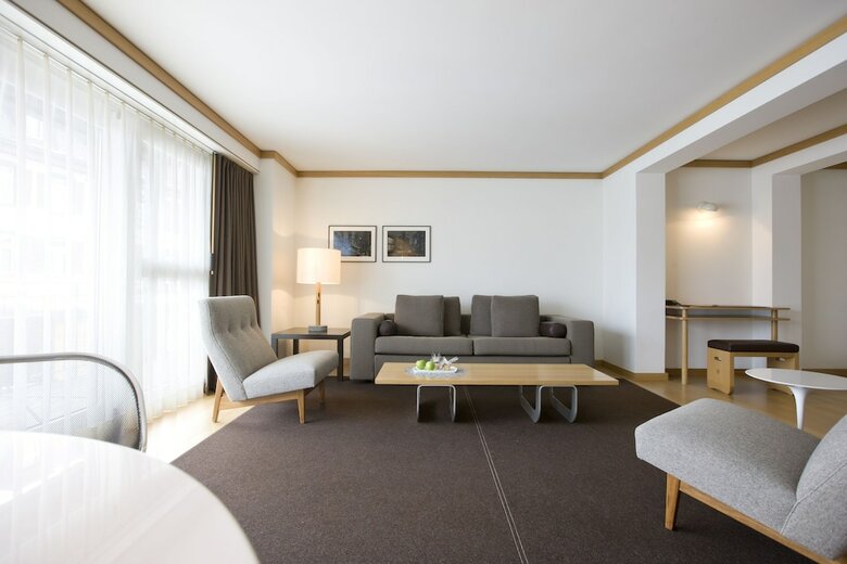 Hotel The Omnia