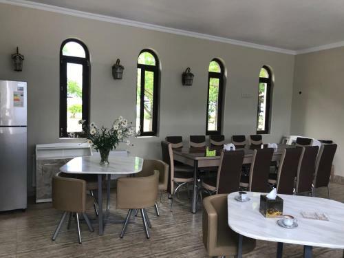 Hostal House On Moryakov 51