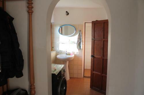 Hostal Lisa's Villa In Chakvi