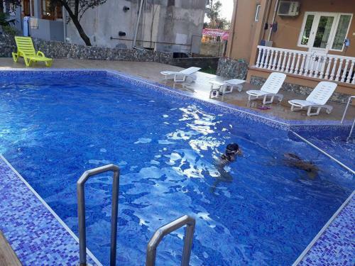 Hostal Guesthouse Natali