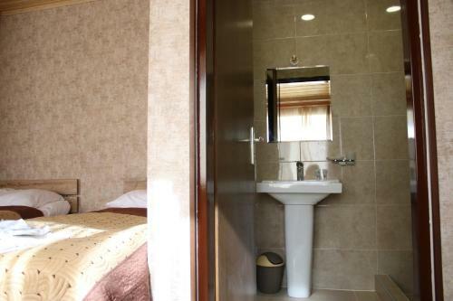 Hostal Guest House Maili