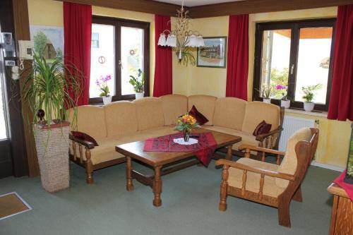 Hostal G�stehaus Regenbogen