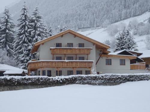 Hostal G�stehaus Landhaus Tyrol