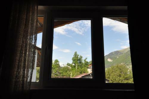 Hostal Manoni's Guesthouse