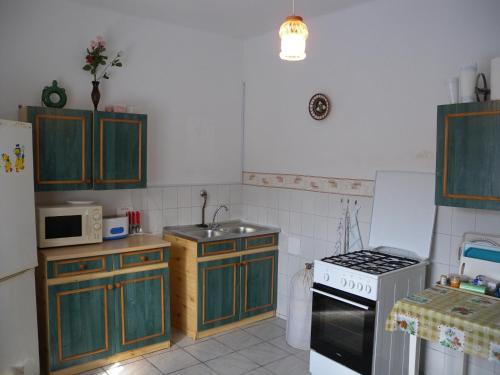 Apartment In Fonyod/balaton 18586