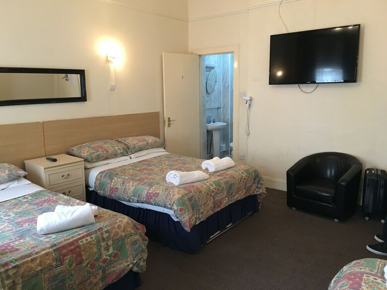 Hostal Smiths Hotel