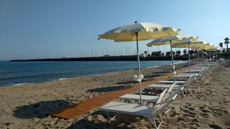 Hotel Marina Di Cala Del Sole