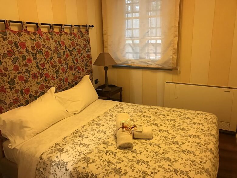 At Home Bed And Breakfast