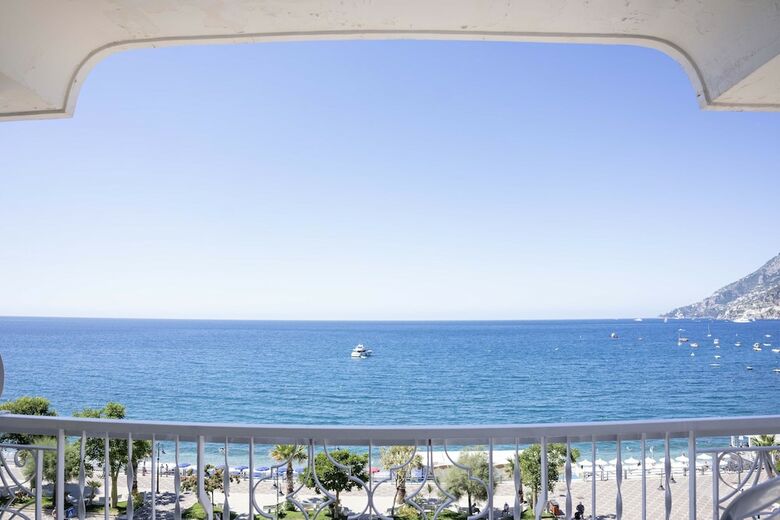 Hotel Pietra Di Luna