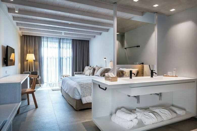 Hotel Caravia Beach