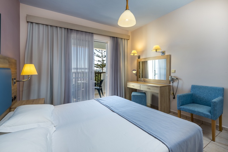 Hotel Kalimera Mare