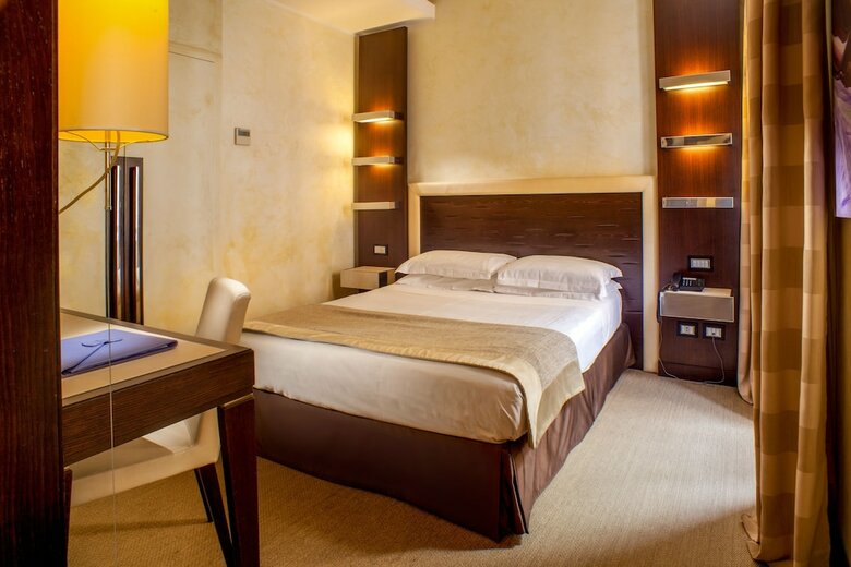Hostal Les Fleurs Luxury House