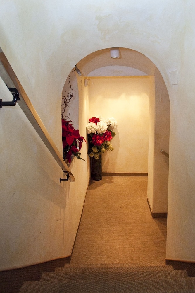 Hostal Les Fleurs Luxury House