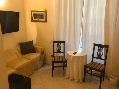 Hostal Marta Guest House