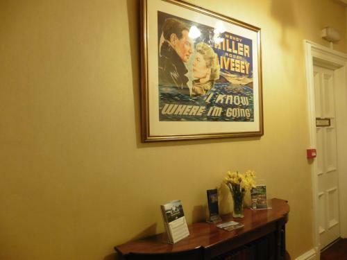 Western Isles Hotel