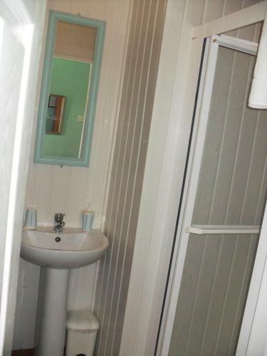 Hostal Bradleys Hotel