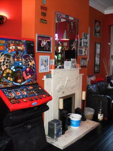 Hostal Bradleys Hotel