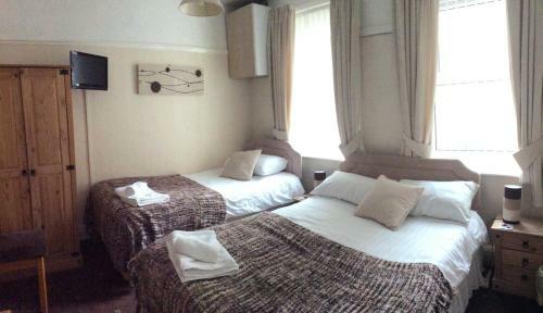 Hostal Henson Hotel Pleasure Beach