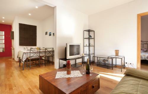 Lovely Apartment In Sagrada Familia