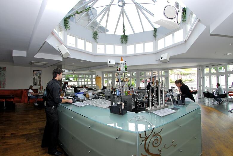 Royal Exeter Hotel
