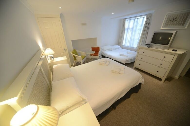 Hostal Marine View