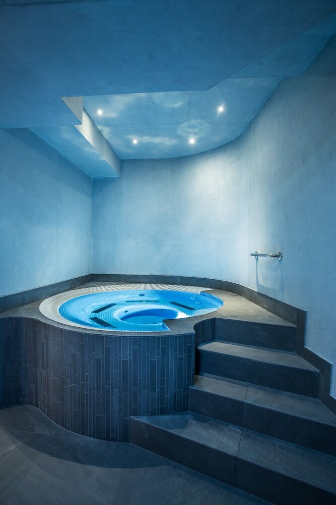 Hotel Almond Business & Spa