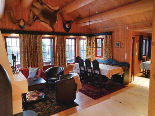 Five-bedroom Holiday Home In Lillehammer