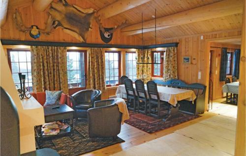 Five-bedroom Holiday Home In Lillehammer