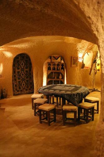 Hostal Kirkit Hotel