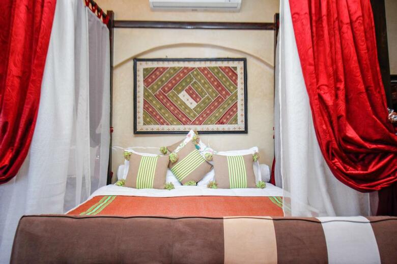 Hostal Kasbah Ait Oumghar