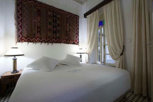 Riad Emotion