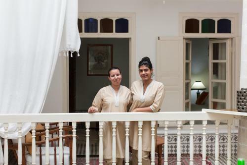 Riad Emotion