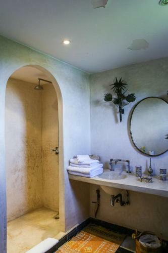 Riad Le Jardin Des Biehn