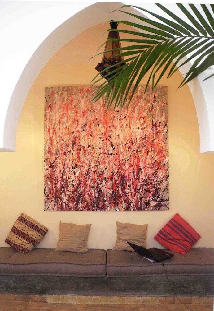 Riad Linda