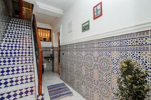 Riad For S