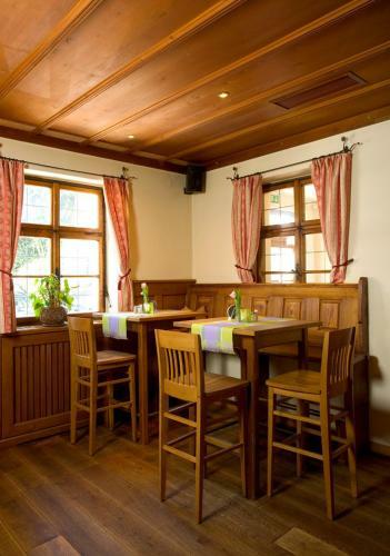 Hostal Hotel Gasthof Neumayr