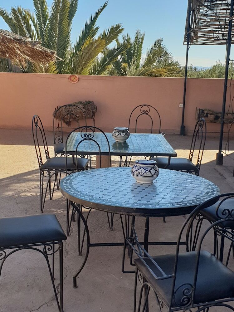 Hostal Gite Kasbah La Palmeraie