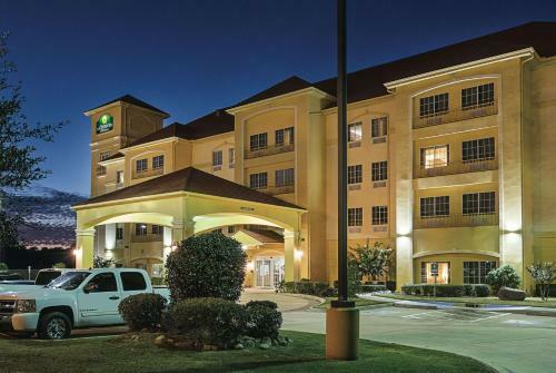 Hotel La Quinta By Wyndham Mt. Pleasant