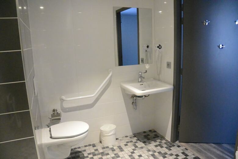 Hotel Kyriad Direct Tours Sud - Chambray L�s Tours