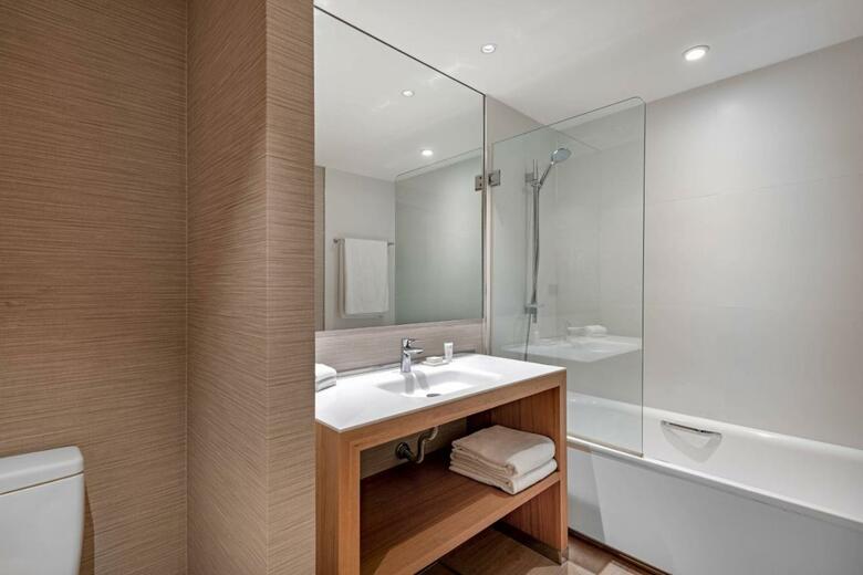 AC Hotel Diagonal L�illa
