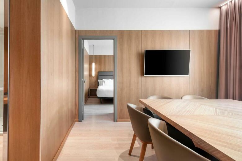 AC Hotel Diagonal L�illa