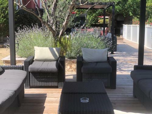 Hotel Le Mas Des Portes De Provence
