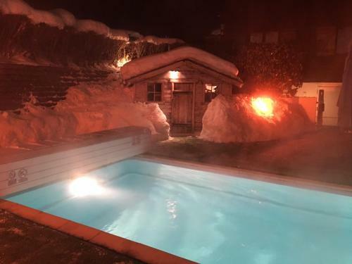 Hotel H�tel La Chaumi�re