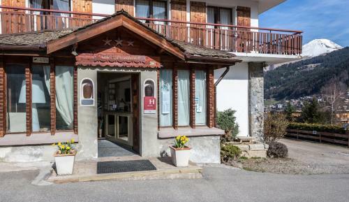 Hotel H�tel La Chaumi�re