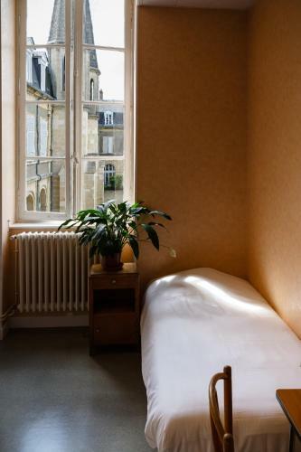 Bed & Breakfast Espace Bernadette Soubirous Nevers