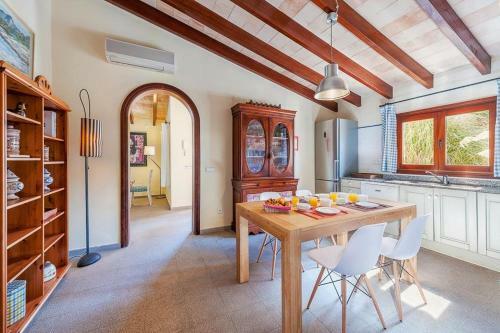Es Barcares Villa Sleeps 6 Pool Air Con Wifi