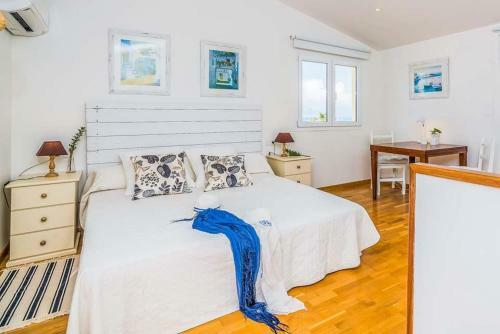 Es Barcares Villa Sleeps 6 Air Con Wifi